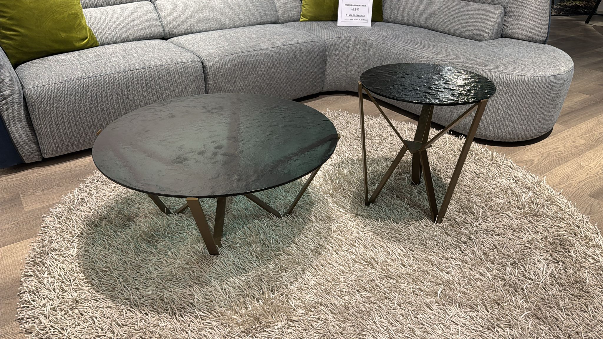 Coppia di tavolini Spid in offerta