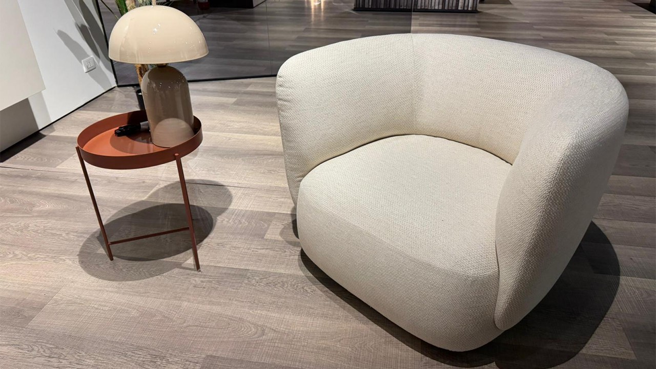 Poltrona Blossom in tessuto