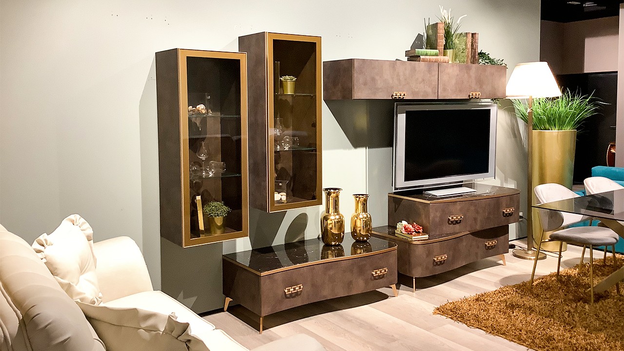 Parete modello Gold della collezione DELUXE firmata Spar